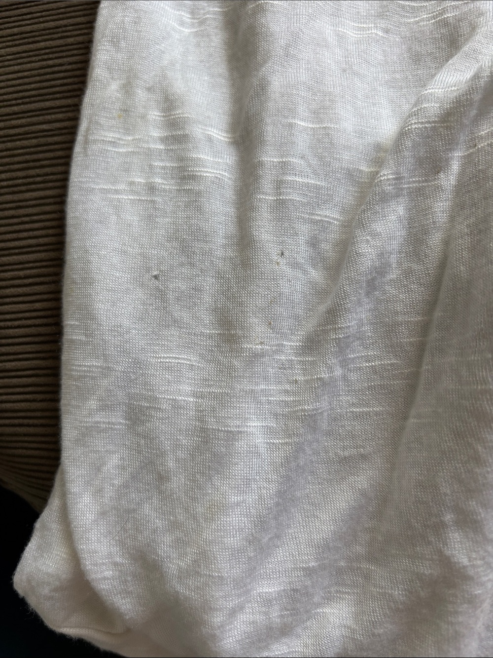 White top - Picture 2 of 2